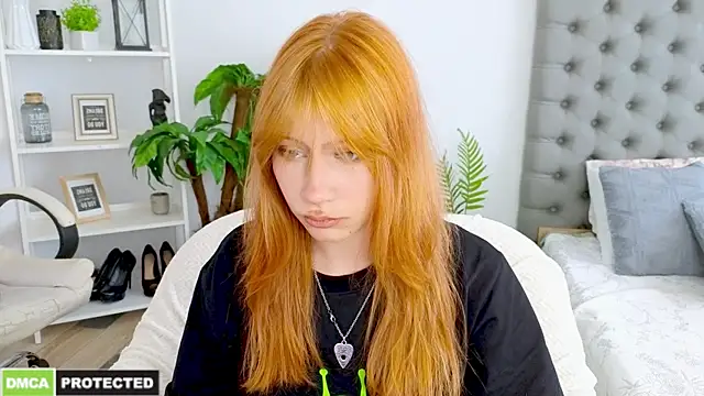 Snapshot of Fleur_Fox chatting on 07.16.26 Fleur Fox online show from 07.16.26
