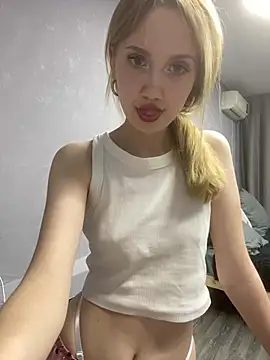 MiraNight online show from 06.03.26