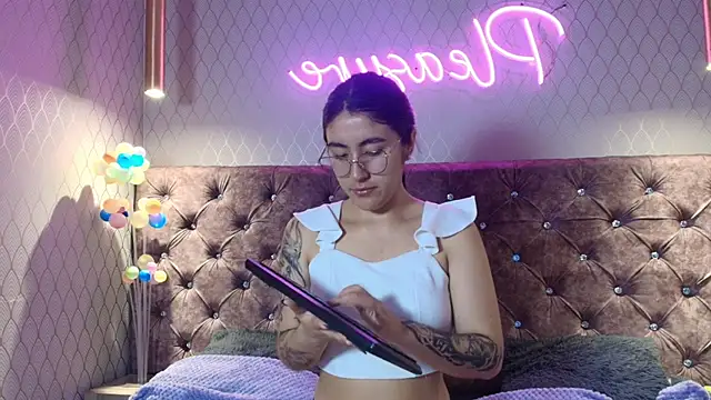 AntonellaRosex online show from 06.02.26