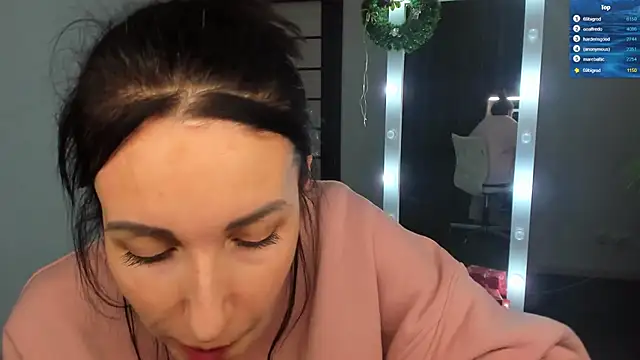 Snapshot of BouncySweety chatting on 01.05.25 BouncySweety online show from 01.05.25