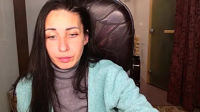 Snapshot of BouncySweety chatting on 10.24.25 BouncySweety online show from 10.24.25