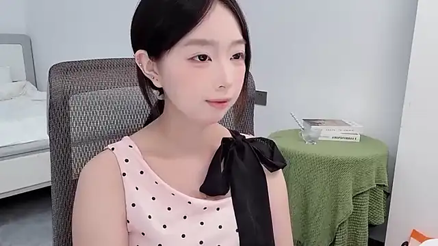 Yoyo33355 online show from 06.02.26