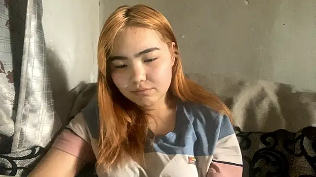 Snapshot of Molly_Teddy chatting on 06.21.26 Molly Teddy online show from 06.21.26