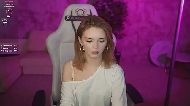 Snapshot of Lia_sweet054 chatting on 06.18.26 Lia sweet054 online show from 06.18.26