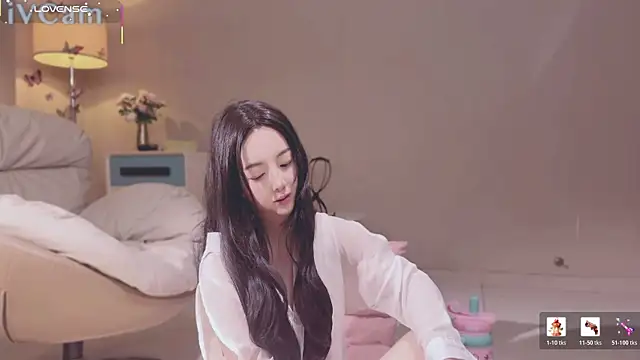qianqianliao online show from 06.25.26