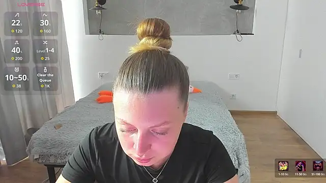 Kitkatvel online show from 07.10.26