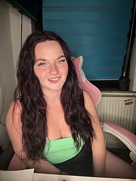 SecretSarah online show from 06.03.26