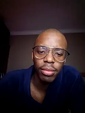 Snapshot of MbeshePTA chatting on 07.08.26 MbeshePTA online show from 07.08.26