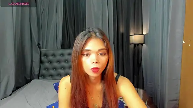 Snapshot of Valentina_lust chatting on 05.30.26 Valentina lust online show from 05.30.26