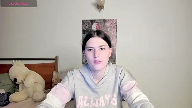 Kira Devi online show from 06.02.26