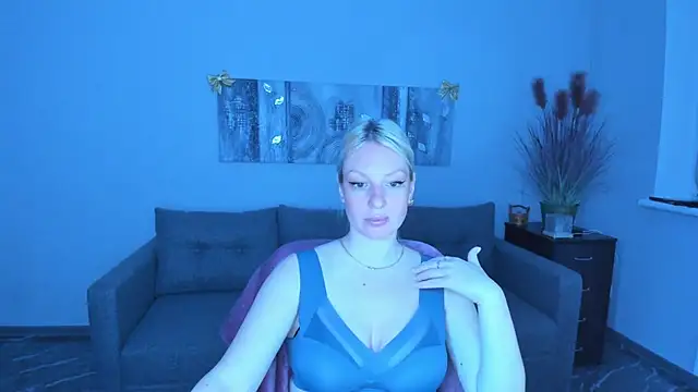 Lisa Merritt online show from 06.03.26