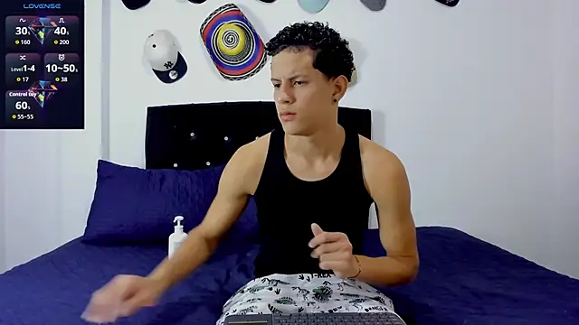 theo bigcock  online show from 07.18.26