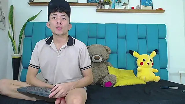 STRANGER BOYS online show from 06.20.26