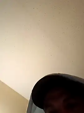 Snapshot of Wild_dude chatting on 03.19.26 Wild dude online show from 03.19.26