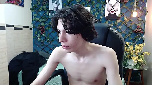 Julesx15 online show from 06.04.26