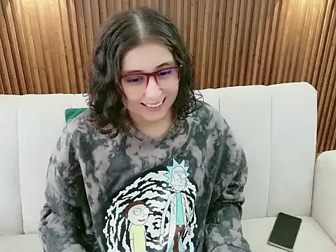 Snapshot of feelena_mysoull chatting on 06.01.26 feelena mysoull online show from 06.01.26