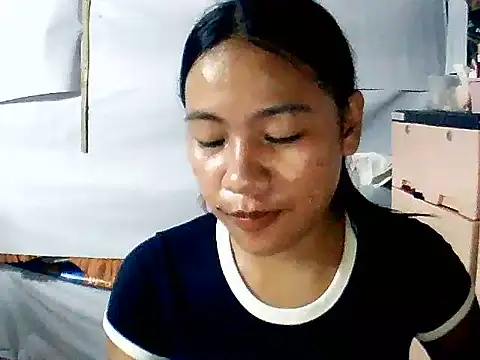 Snapshot of spicy2000_ chatting on 05.29.26 spicy2000 online show from 05.29.26
