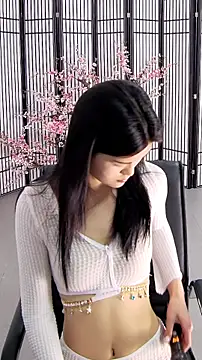ouyanyan online show from 06.04.26