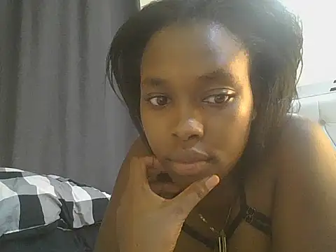 Snapshot of sexylittleprincess1 chatting on 05.26.26 sexylittleprincess1 online show from 05.26.26
