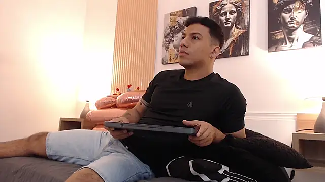 Diego salvatore online show from 07.04.26