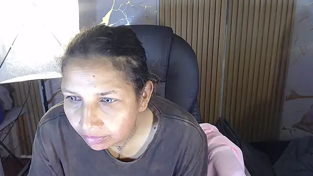 Danna Sg online show from 07.15.26
