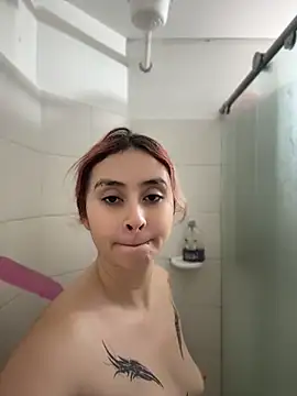 Snapshot of Sophia_LuxxX chatting on 07.19.26 Sophia LuxxX online show from 07.19.26