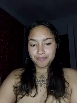 Snapshot of Evangeline_Salas chatting on 06.11.26 Evangeline Salas online show from 06.11.26