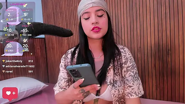 Snapshot of dalia_snow chatting on 06.20.26 dalia snow online show from 06.20.26