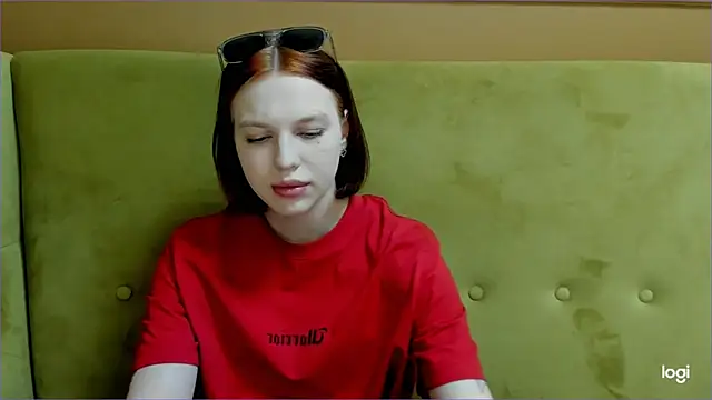Snapshot of Nora_Finch chatting on 07.10.26 Nora Finch online show from 07.10.26
