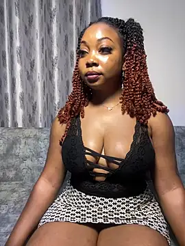 Snapshot of Hot_Candyy_ chatting on 07.17.26 Hot Candyy online show from 07.17.26