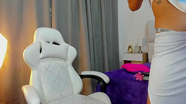 Snapshot of Camila_Gonzalez20 chatting on 07.14.26 Camila Gonzalez20 online show from 07.14.26