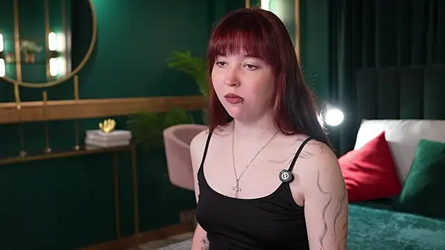 Hyuna Flowers online show from 06.25.26