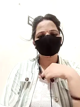Snapshot of Karishma_bhabi3 chatting on 06.10.26 Karishma bhabi3 online show from 06.10.26