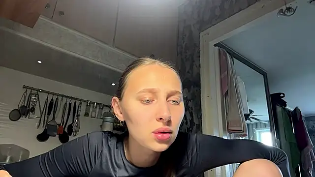 AlidaReff online show from 06.02.26