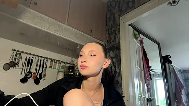 AlidaReff online show from 06.05.26
