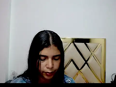 Snapshot of pamelaortiz21 chatting on 06.10.26 pamelaortiz21 online show from 06.10.26