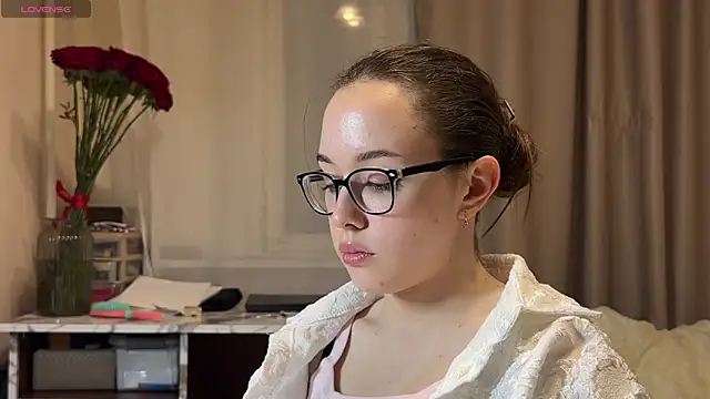 KiraKiss7 online show from 06.04.26
