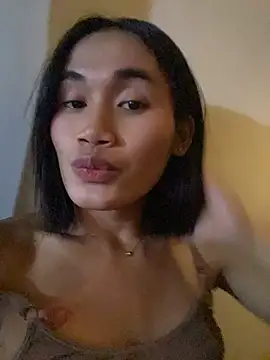 Snapshot of bigcock_janine chatting on 06.26.26 bigcock janine online show from 06.26.26