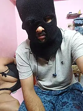 Snapshot of mallu_bindhu chatting on 06.20.26 mallu bindhu online show from 06.20.26