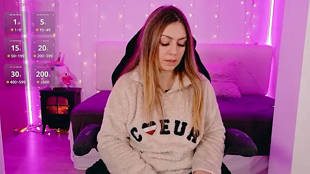 LindaWhite  online show from 02.13.26