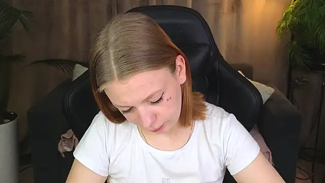 BeatriceLoven online show from 07.06.26
