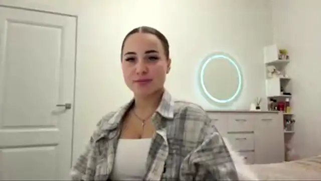 WildMiaa online show from 06.05.26