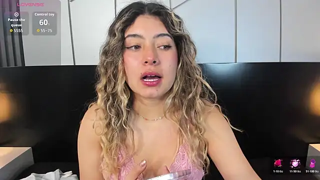 Snapshot of ChloeBelle_ chatting on 07.17.26 ChloeBelle online show from 07.17.26