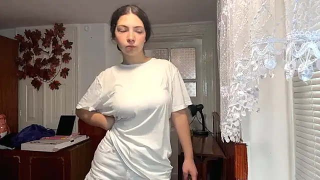 MargyClingingsmith online show from 07.18.26