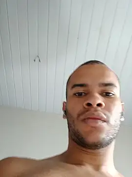Snapshot of Carlosxnts chatting on 06.17.26 Carlosxnts online show from 06.17.26
