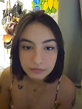 Snapshot of Juh_castro chatting on 06.11.26 Juh castro online show from 06.11.26
