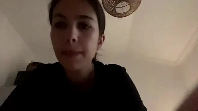 Snapshot of SindyKay chatting on 06.15.26 SindyKay online show from 06.15.26
