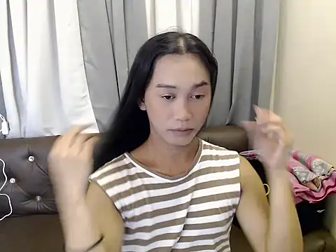 kyla pretty online show from 07.17.26