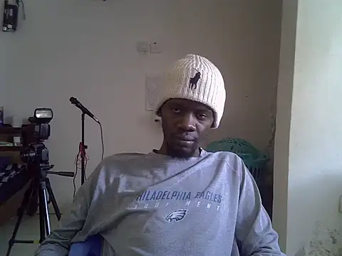 Snapshot of Thee_Biggest chatting on 06.02.26 Thee Biggest online show from 06.02.26