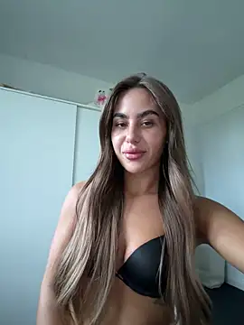 Nikola Olivia online show from 06.03.26